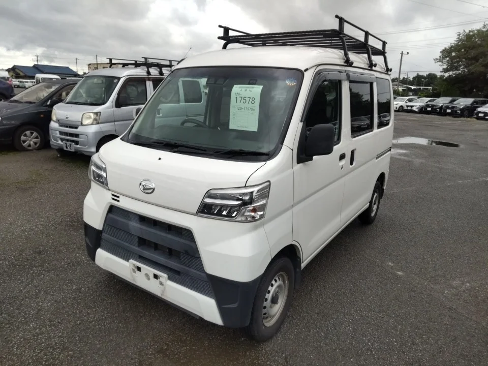 Daihatsu Hijet Cargo S321V 2021